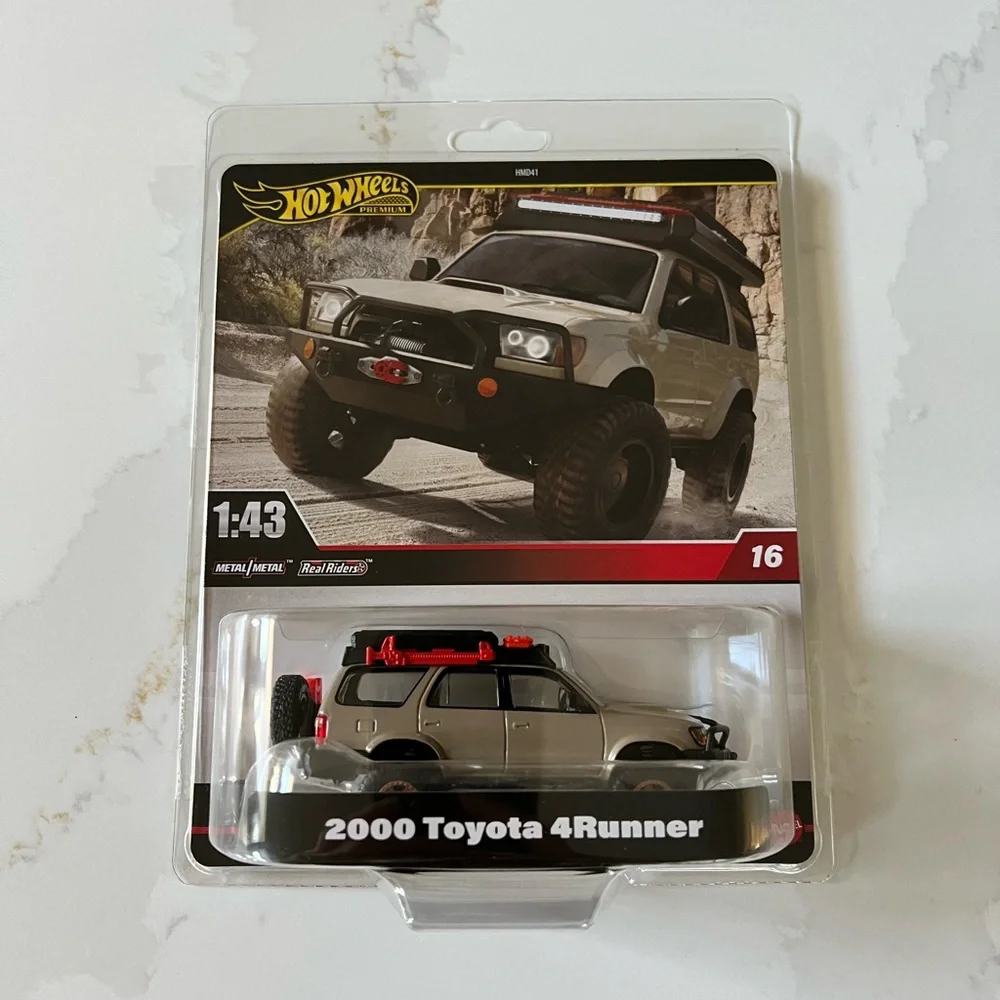 Hot Wheels 1:43 2000 Toyota 4Runner NWT